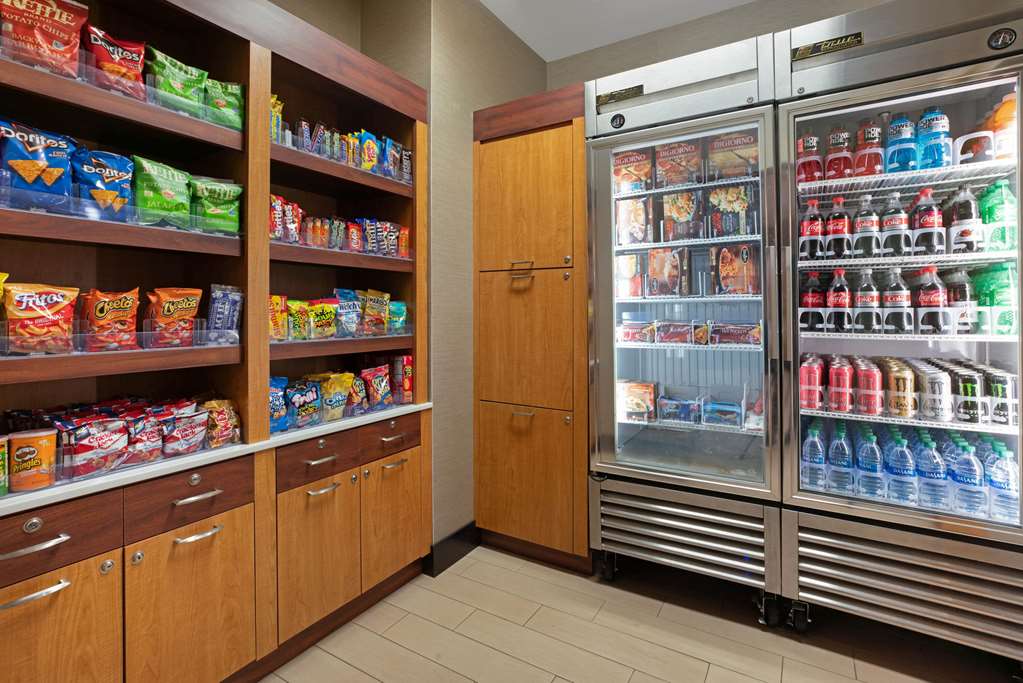 La Quinta Inn & Suites by Wyndham Bellingham - photo 72