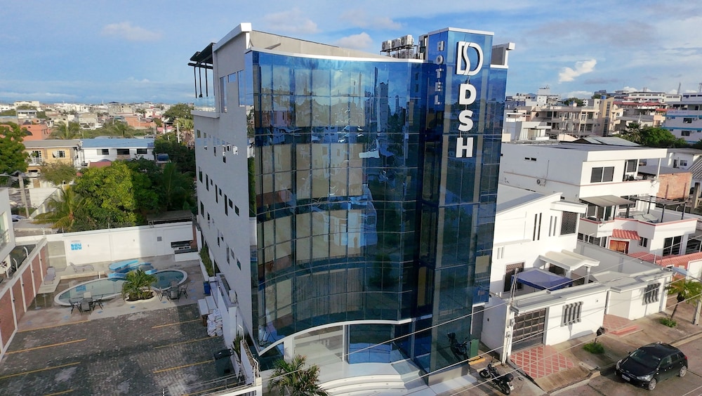 Hotel Dsh in Manta, Ecuador