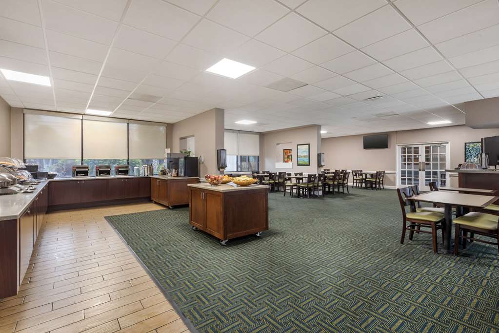 Best Western Cocoa Beach Port Canaveral - photo 11