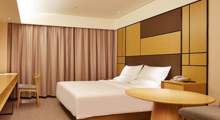 Ji Kunming Biji Square - carbon neutral hotel in Kunming