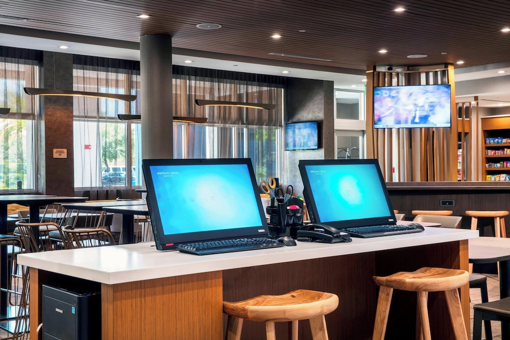SpringHill Suites by Marriott Miami Doral - photo 13