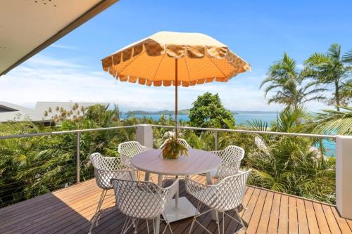 Shutehaven Beach House — 4-Star Luxury Hotel in Airlie Beach, Australia