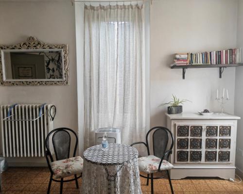 BB La Magia Di Corte Moronati in Sirmione, Italy