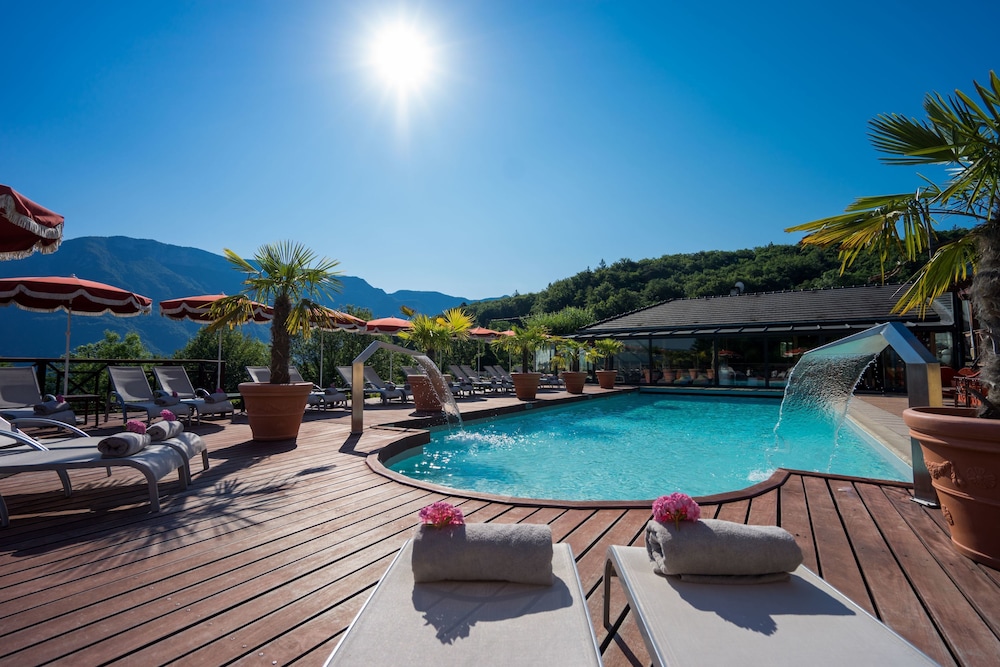 Les Tresoms Lake and Spa Resort in Annecy, France