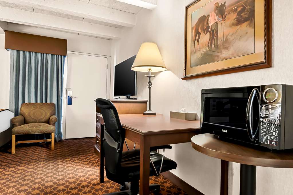 Best Western Outlaw Inn - photo 24