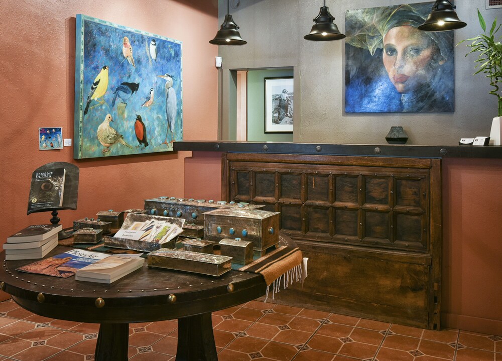 The Abiquiu Inn - photo 2