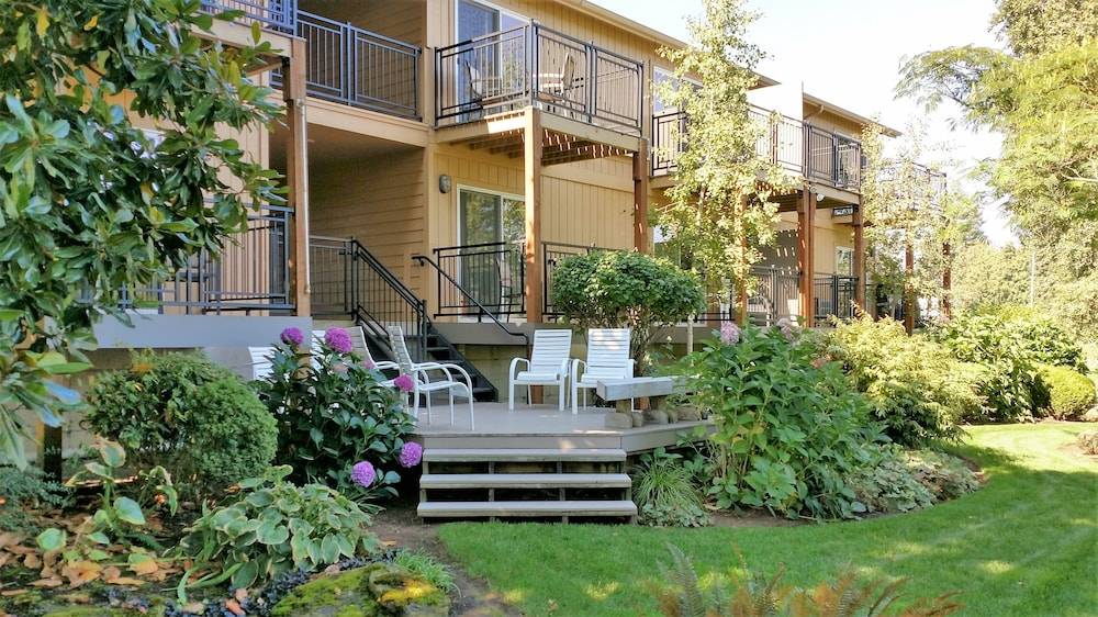 Lewis River Inn - photo 39