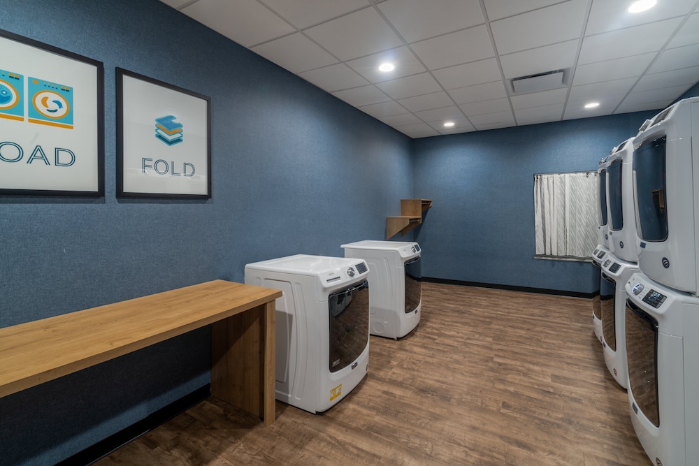 Staybridge Suites Louisville Expo Center - photo 8