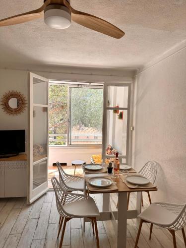 Miramar by Bellavista 250 M de la Plage Terrasse in Argelers, France