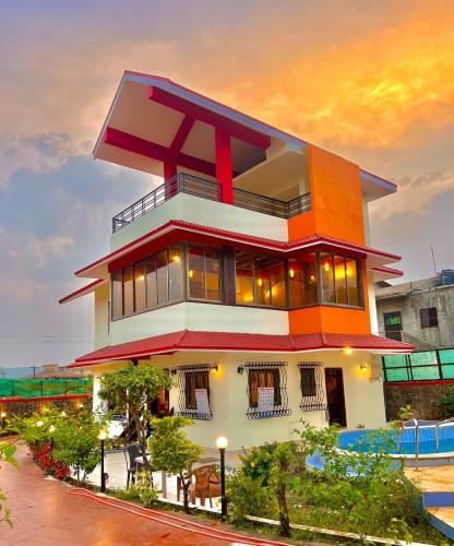 Mount View Villa The Dream Stays ll Pvt Pool ll Garden ll 3Ac rooms — 5-Star Luxury Hotel in Lonavla, India