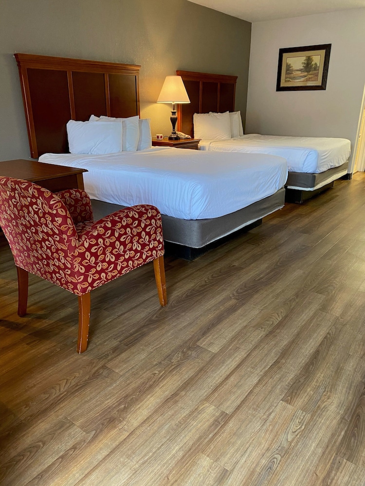 Great Smokies Inn Cherokee - photo 9