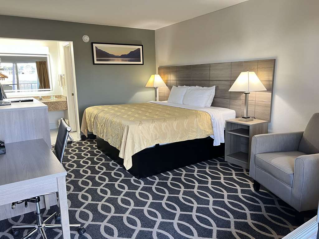 Quality Inn Manning I 95 - photo 8