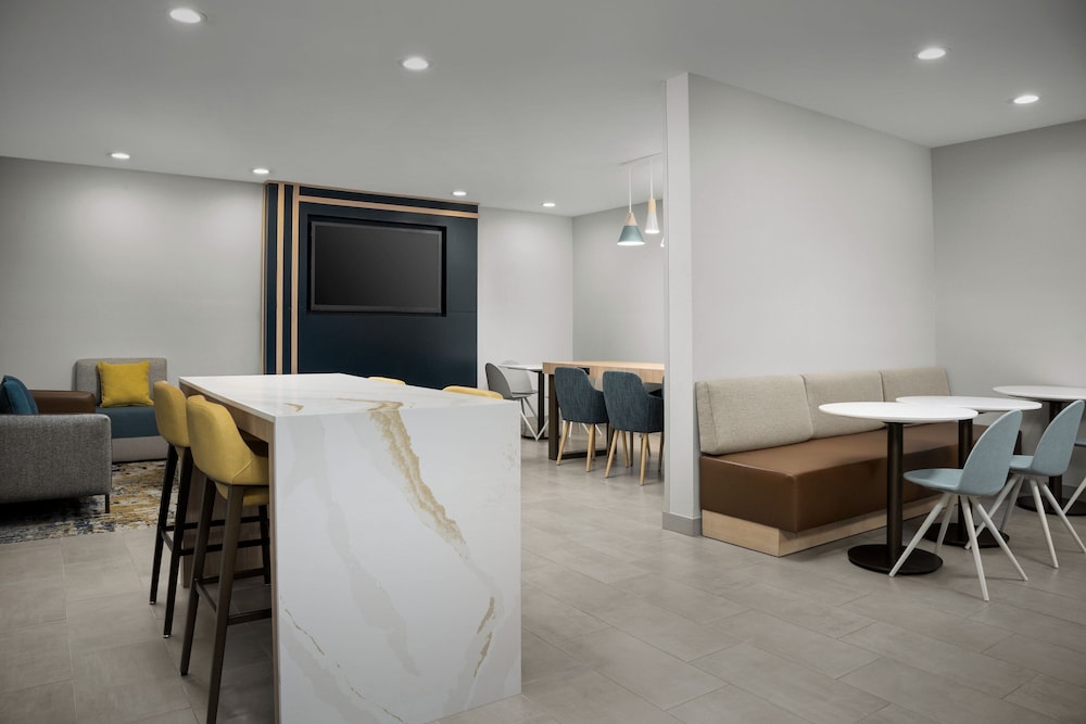 TownePlace Suites by Marriott Birmingham South - photo 38