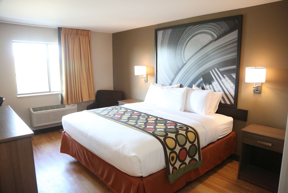 Super 8 by Wyndham Portsmouth - photo 18