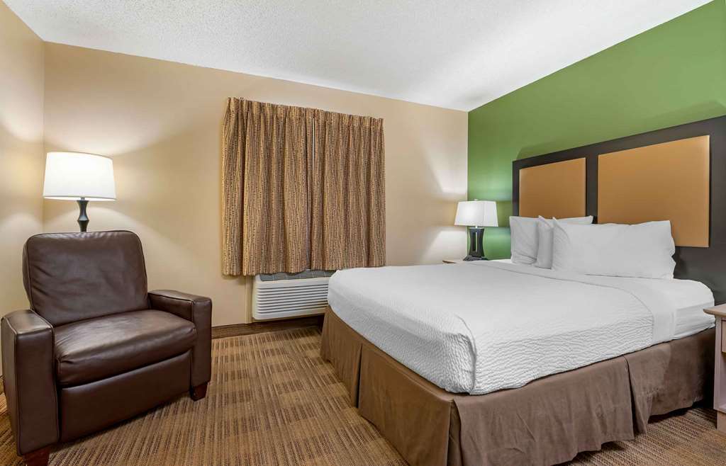 Extended Stay America Suites Cincinnati Blue Ash Reagan Hwy - photo 12