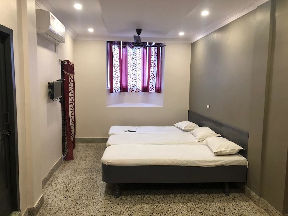 Hotel Akmg in Dindigul, India