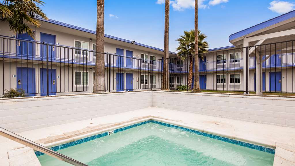 SureStay Plus Hotel by Best Western Sacramento Cal Expo - photo 11