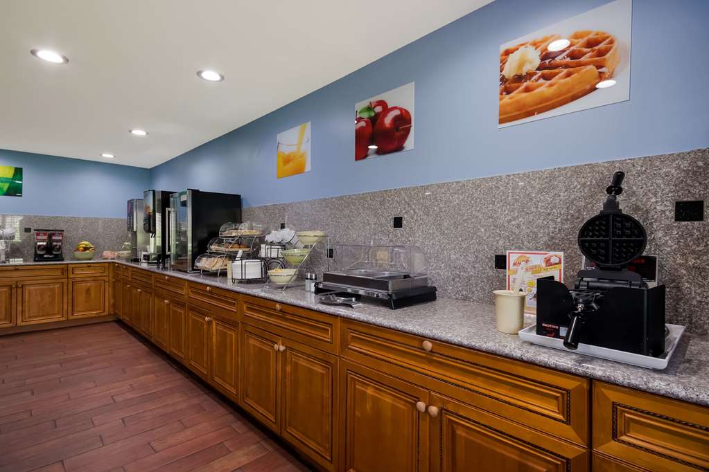 Quality Inn & Suites Oklahoma City North - photo 36
