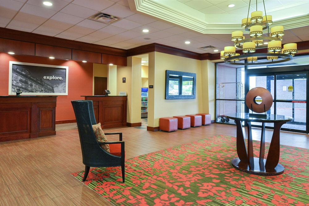 Hampton Inn Frederick - photo 3