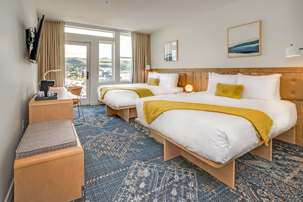 SaltLine Hotel - photo 27