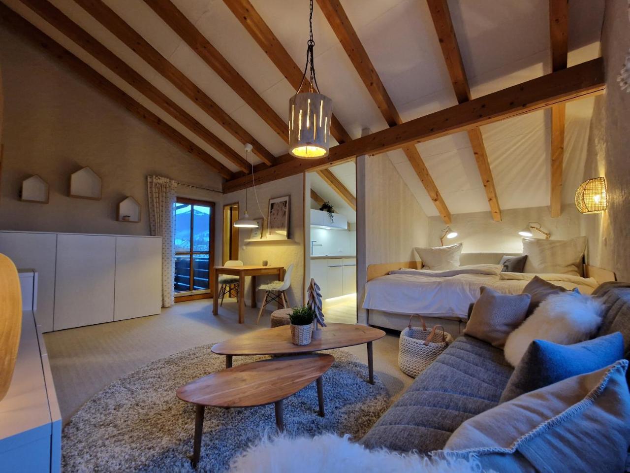 Ferienwohnung Kuschelzeit — 4-Star Luxury Hotel in Pfronten, Germany