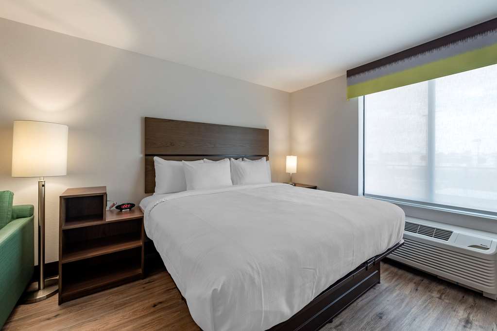 MainStay Suites Colorado Springs East Medical Center Area - photo 21