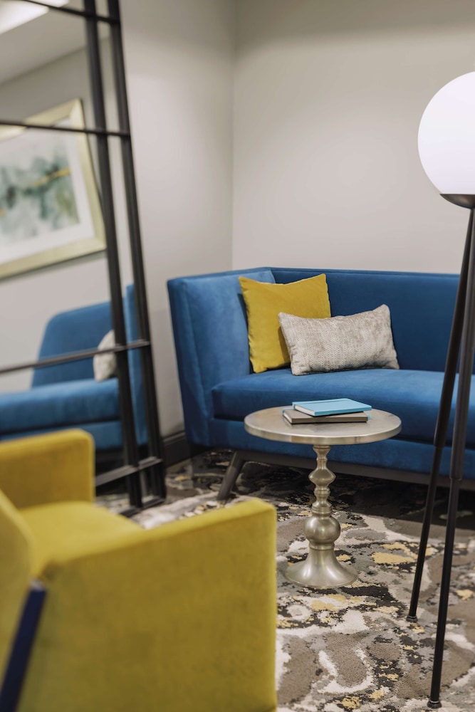 Hotel Trilogy Albany Airport Tapestry Collection by Hilton - photo 3