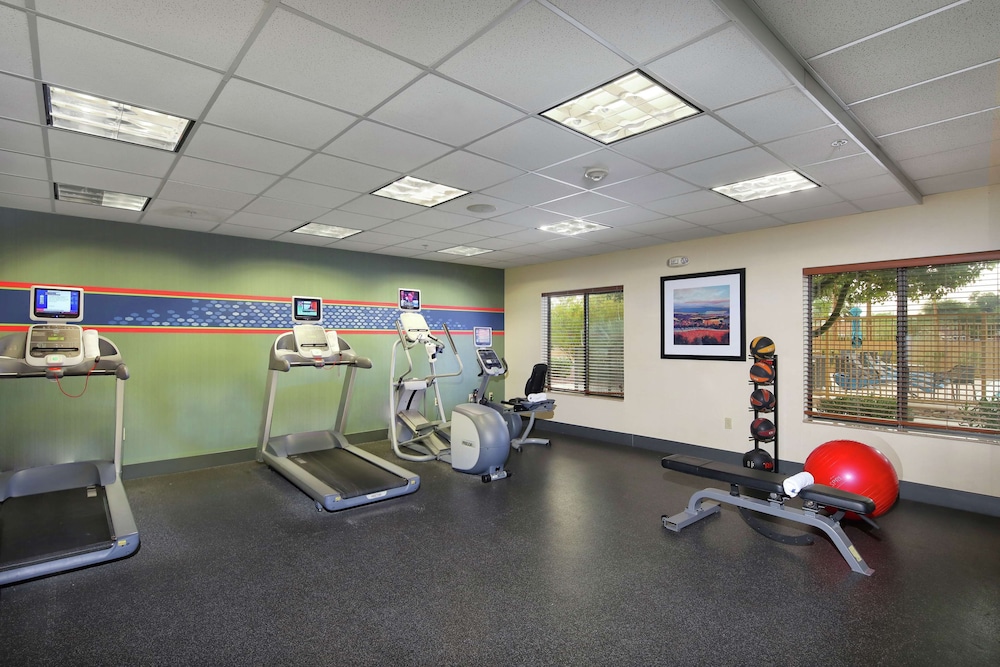 Hampton Inn & Suites Tucson East Williams Center - photo 23