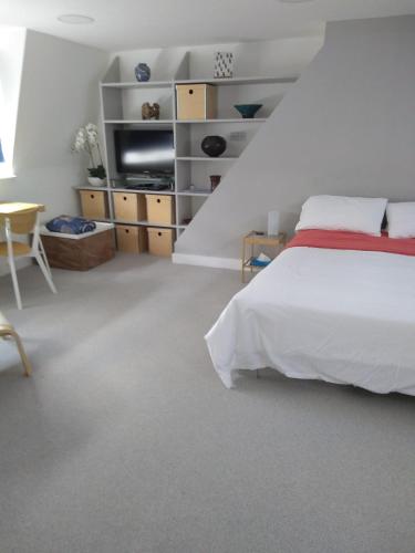 Sandra & Andrew's B&B — 4-Star Luxury Hotel in London, United Kingdom
