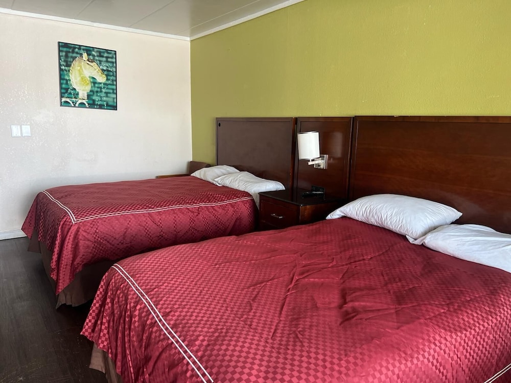 Knights Inn Sandston Near RIC Airport - photo 12