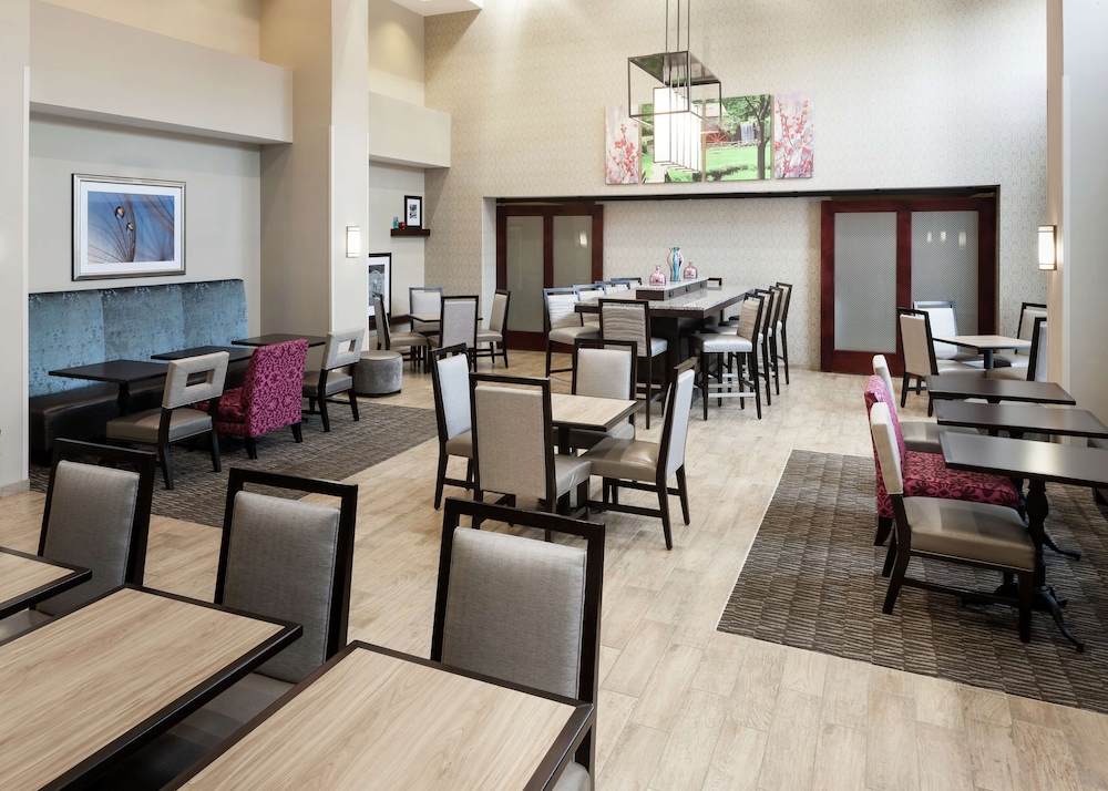 Hampton Inn & Suites Westford Chelmsford - photo 28