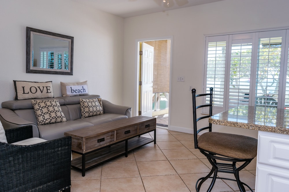 Beach House Resort 3 by RedAwning - photo 11