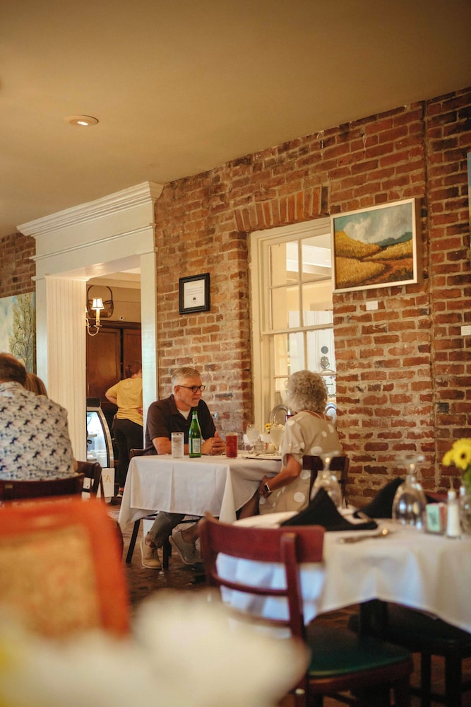 Anchuca Historic Mansion & Inn - photo 93