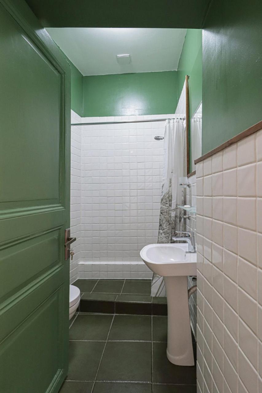 Unique 3 Studio Combo for 6 Guests By Wehost