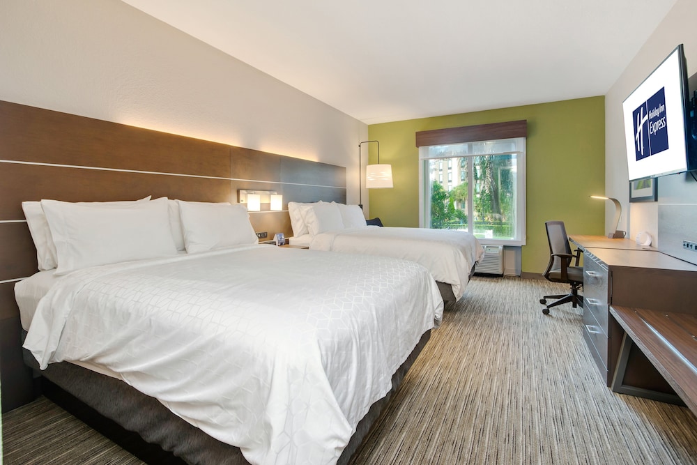 Holiday Inn Express Hotel & Suites Orlando Apopka by IHG - photo 11