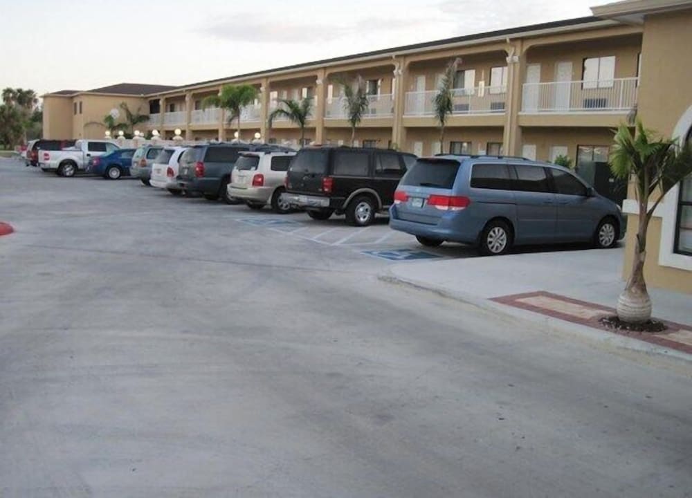 Texas Inn Weslaco - photo 69