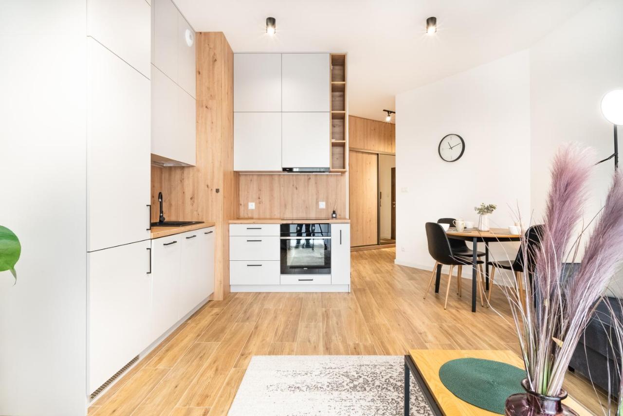 ApartamentySnu Struga Tower Deep Purple in Radom, Poland