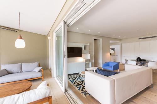 005 Marina Apartment
