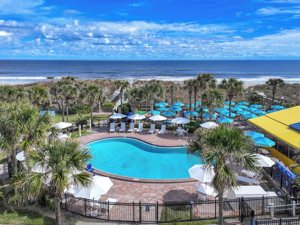 Seahorse Oceanfront Inn - photo 127