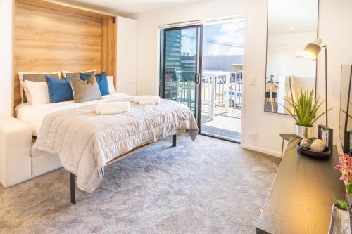 Central City Charm: Pet Friendly Studio — 4-Star Luxury Hotel in Christchurch, New Zealand