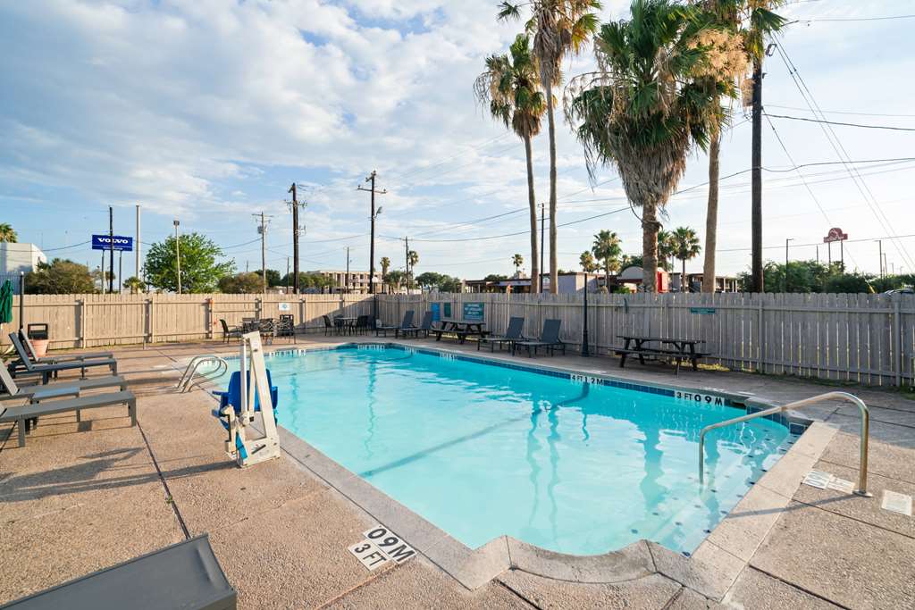 La Quinta Inn by Wyndham Corpus Christi North - photo 57