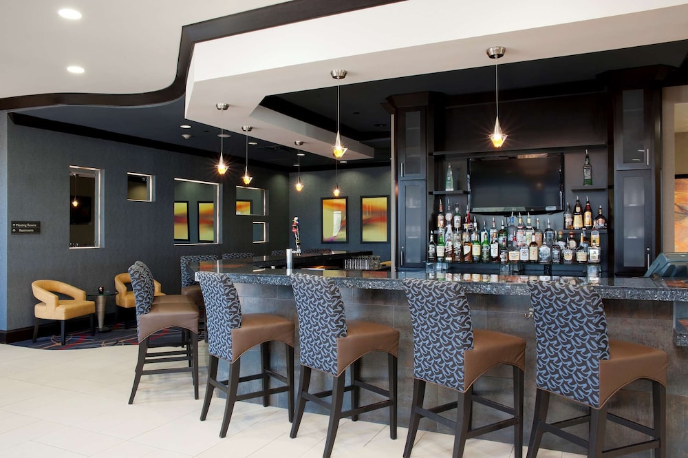 Hilton Garden Inn Fort Worth Alliance Airport - photo 57