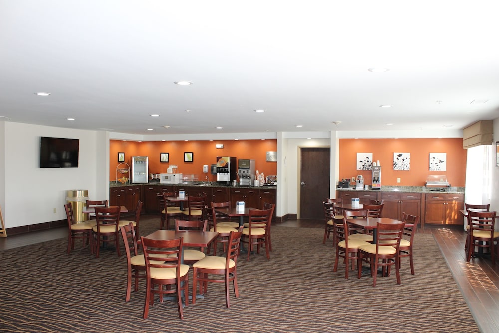Sleep Inn North Liberty - photo 52