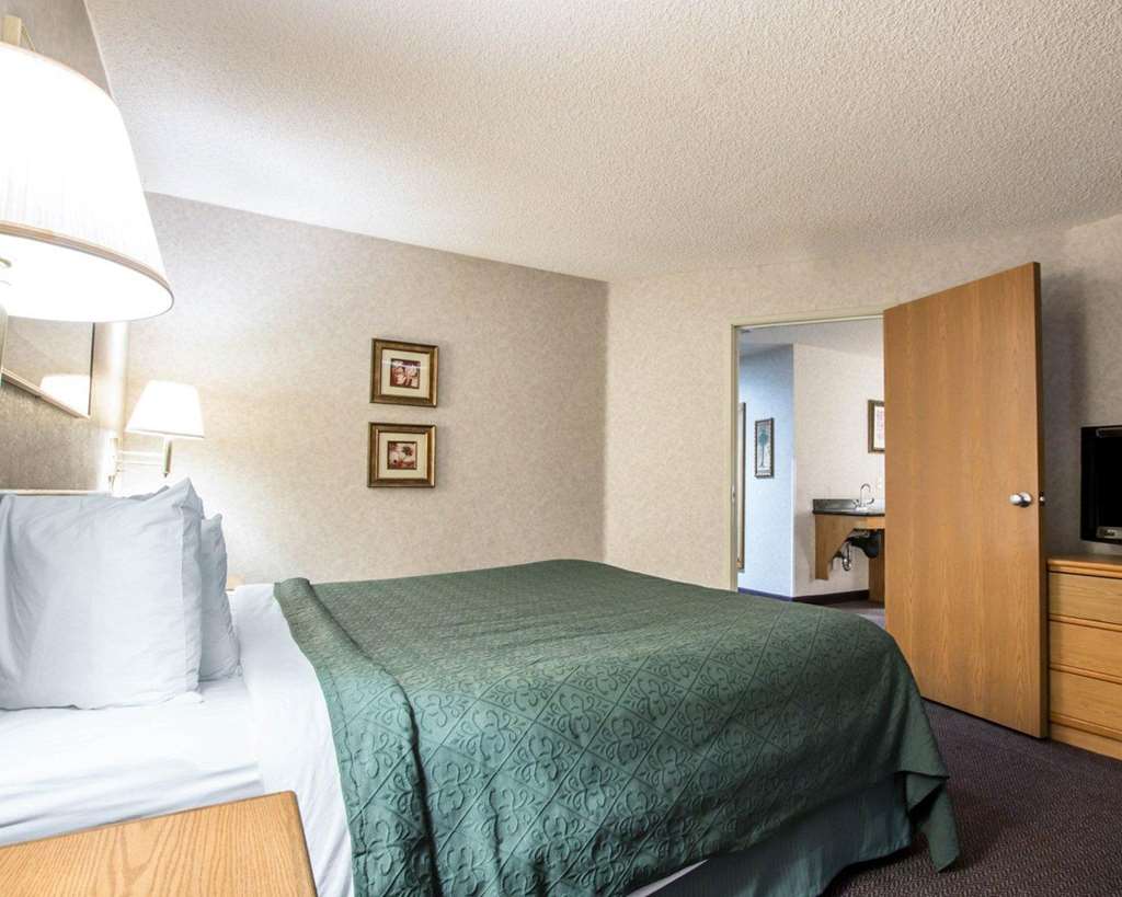 Quality Suites San Diego Otay Mesa - photo 13