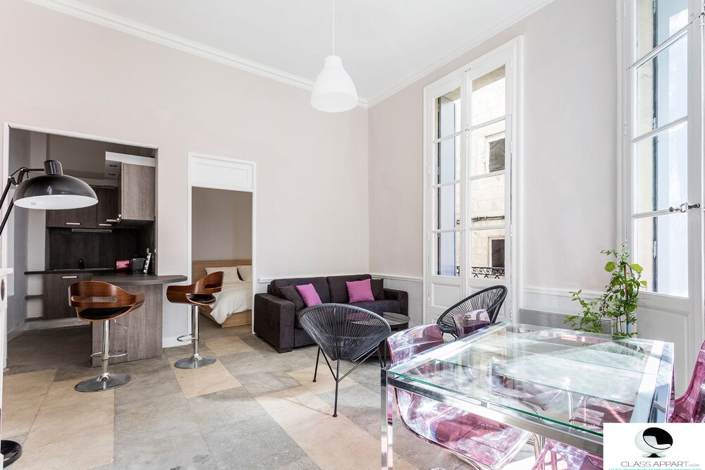 Appart Terrasse Class Appart Ref 5037 — 4-Star Luxury Hotel in Montpellier, France