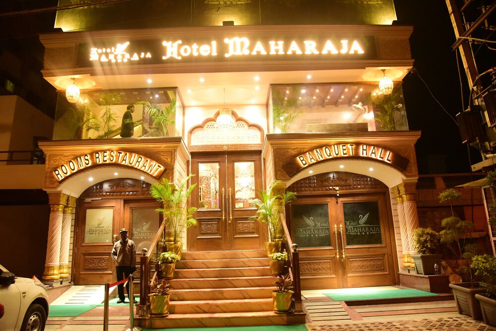 Hotel Maharaja — hotel in Rohtak