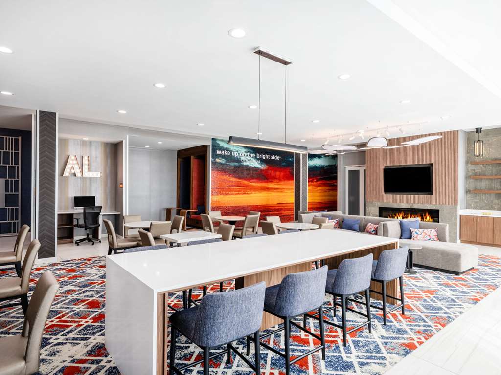 La Quinta by Wyndham Chelsea Birmingham - photo 7
