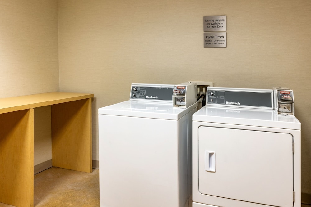 Fairfield Inn & Suites by Marriott Smithfield Selma I 95 - photo 31
