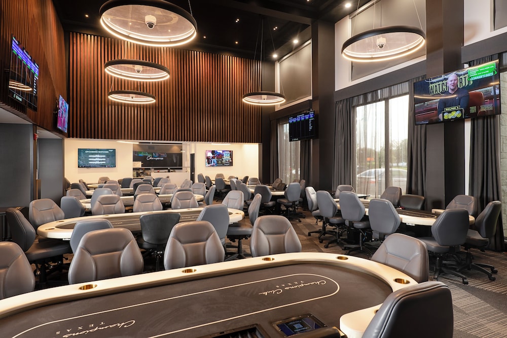 Champions Club and Hotel Houston Westchase - photo 64