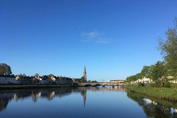 THISTLEDOWN Ballina Crossmolina County Mayo Sleeps 8 Sister property to Inglewood